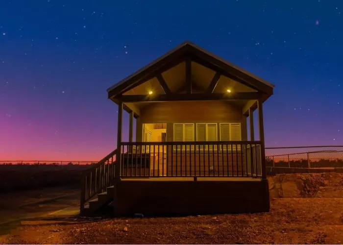 Holiday home 037 Tiny Nr Grand Canyon South Rim Sleeps 8 *