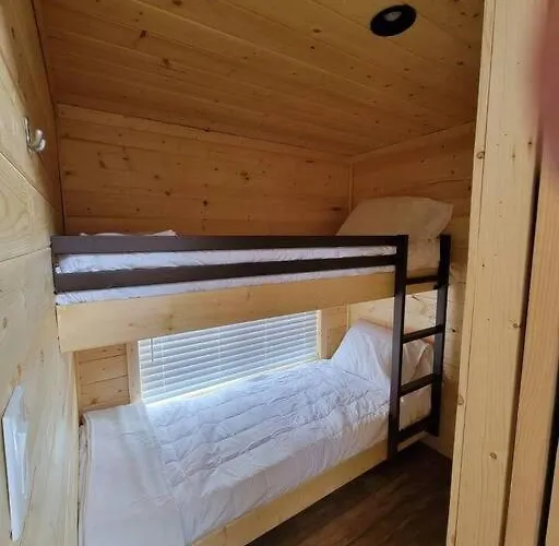 037 Tiny Nr Grand Canyon South Rim Sleeps 8 Holiday home *